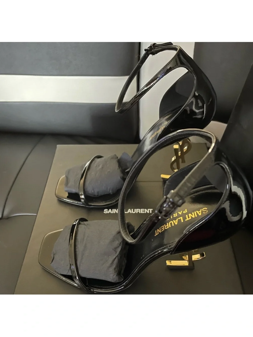 Saint Laurent Black Patent Leather Opyum Sandal with Gold Logo Heel - Picture 2 of 6